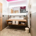 Hotel & Richard Held 4*