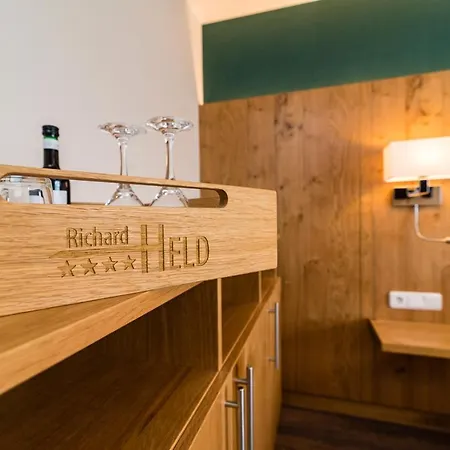 & Richard Held Hotel 4*
