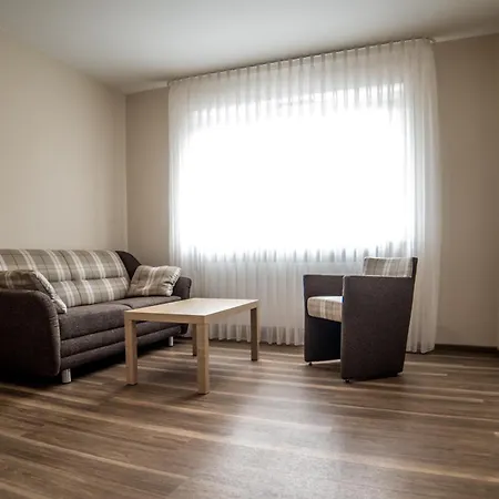 & Richard Held Hotel