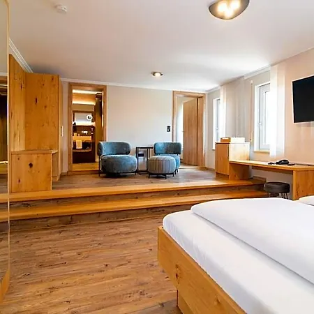 Hotel & Richard Held Regensburg