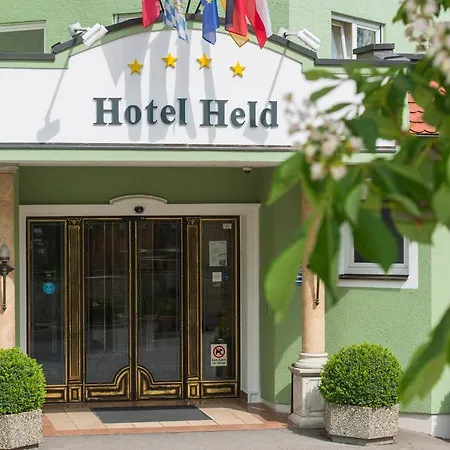 Hotel & Richard Held